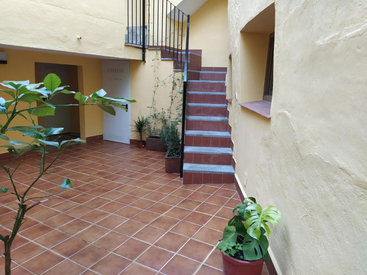 Rcbcaleros Apartment Caceres Bagian luar foto