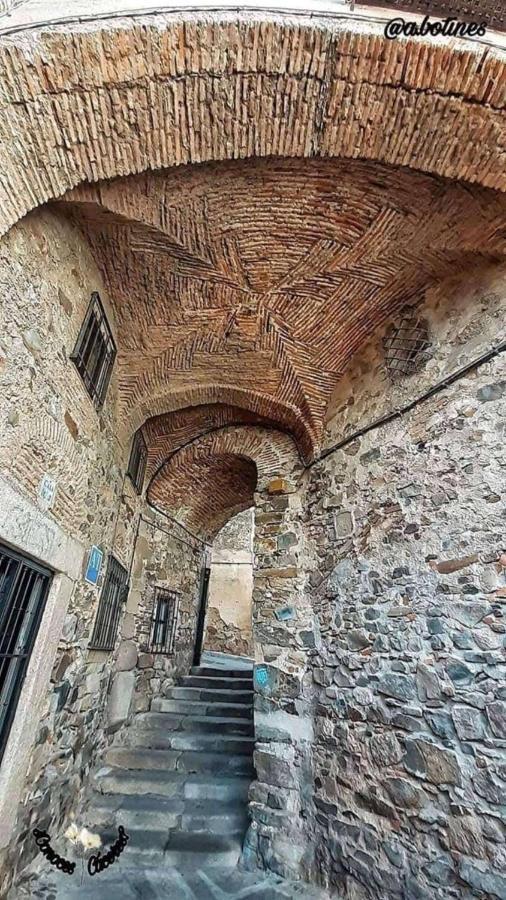Rcbcaleros Apartment Caceres Bagian luar foto