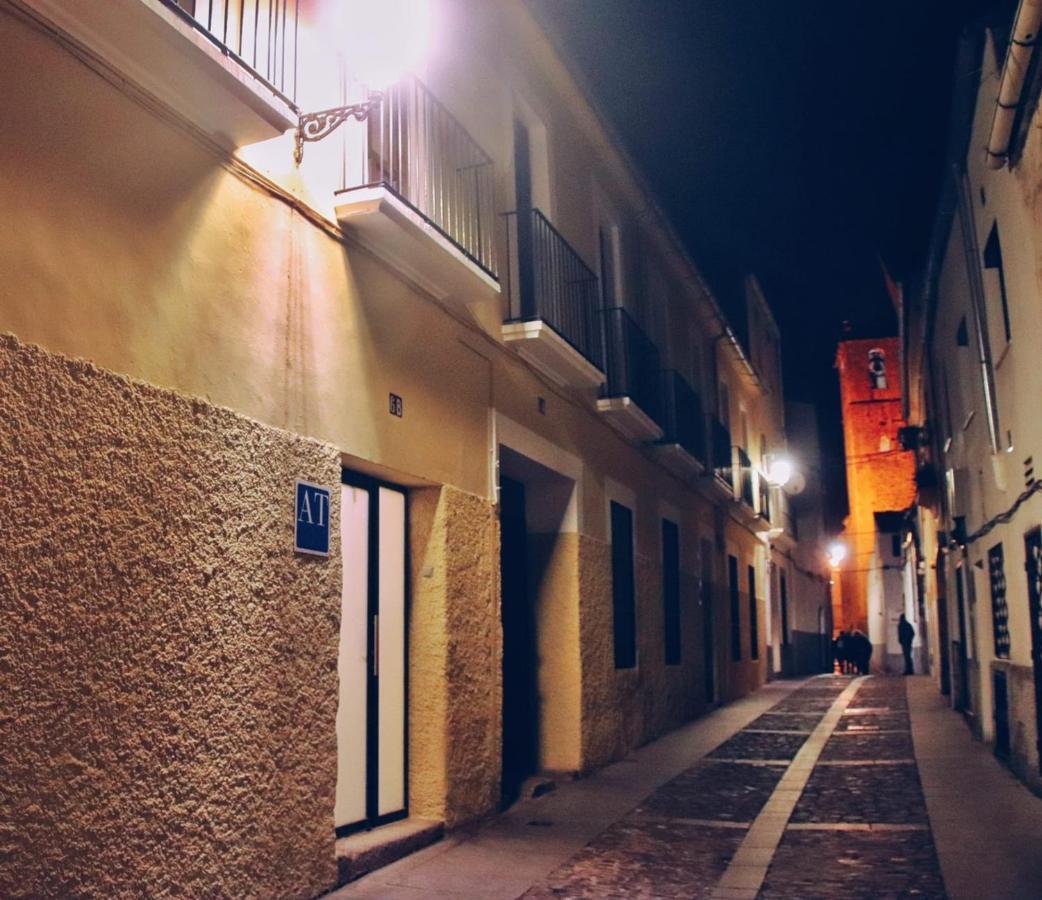 Rcbcaleros Apartment Caceres Bagian luar foto